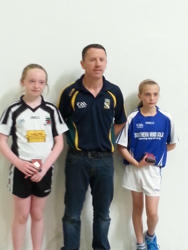 Girls under 12 singles finalists with Robert Doyle.png