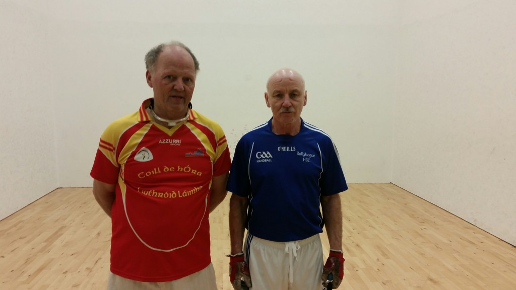 Declan Hart, Horeswood pulled off a surprise win against Michael Rossiter, Ballyhogue in the county emerald masters A singles final on Thursday night last. The superior fitness of Rossiter was expected to be the vital factor in this match but after the opening two games had been shared, 21-9 to Hart and 21-13 to Rossiter, it was the clinical Hart who produced the winning shots for a comfortable 21-7 victory in the third. 